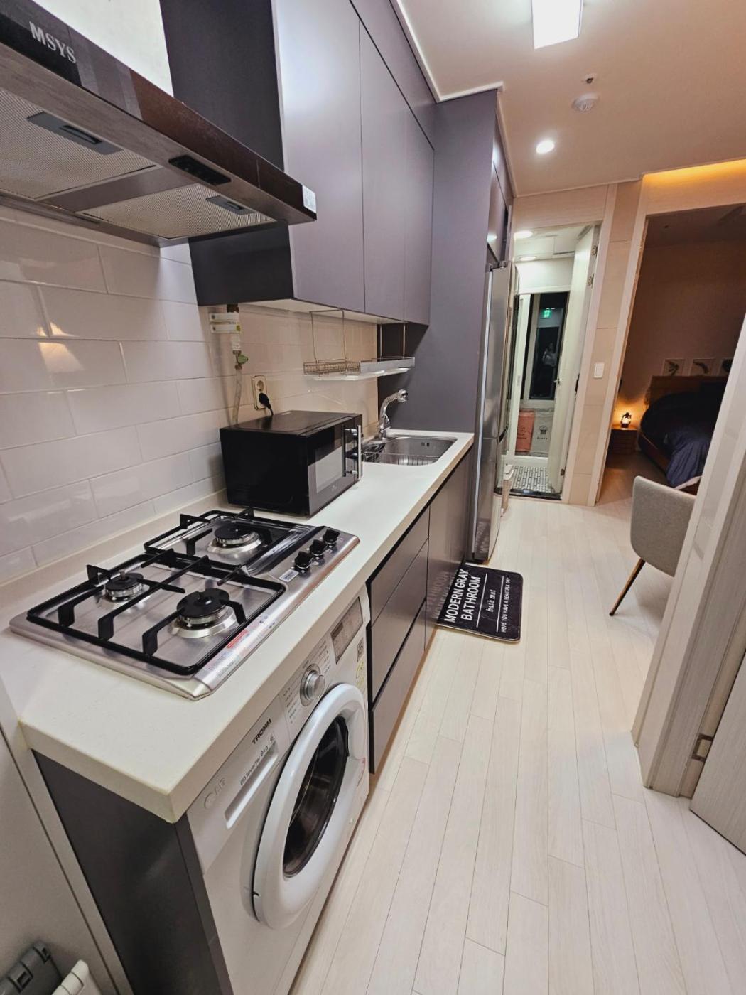 환상적인 뷰의 옐로우 하우스 Apartment โซล ภายนอก รูปภาพ