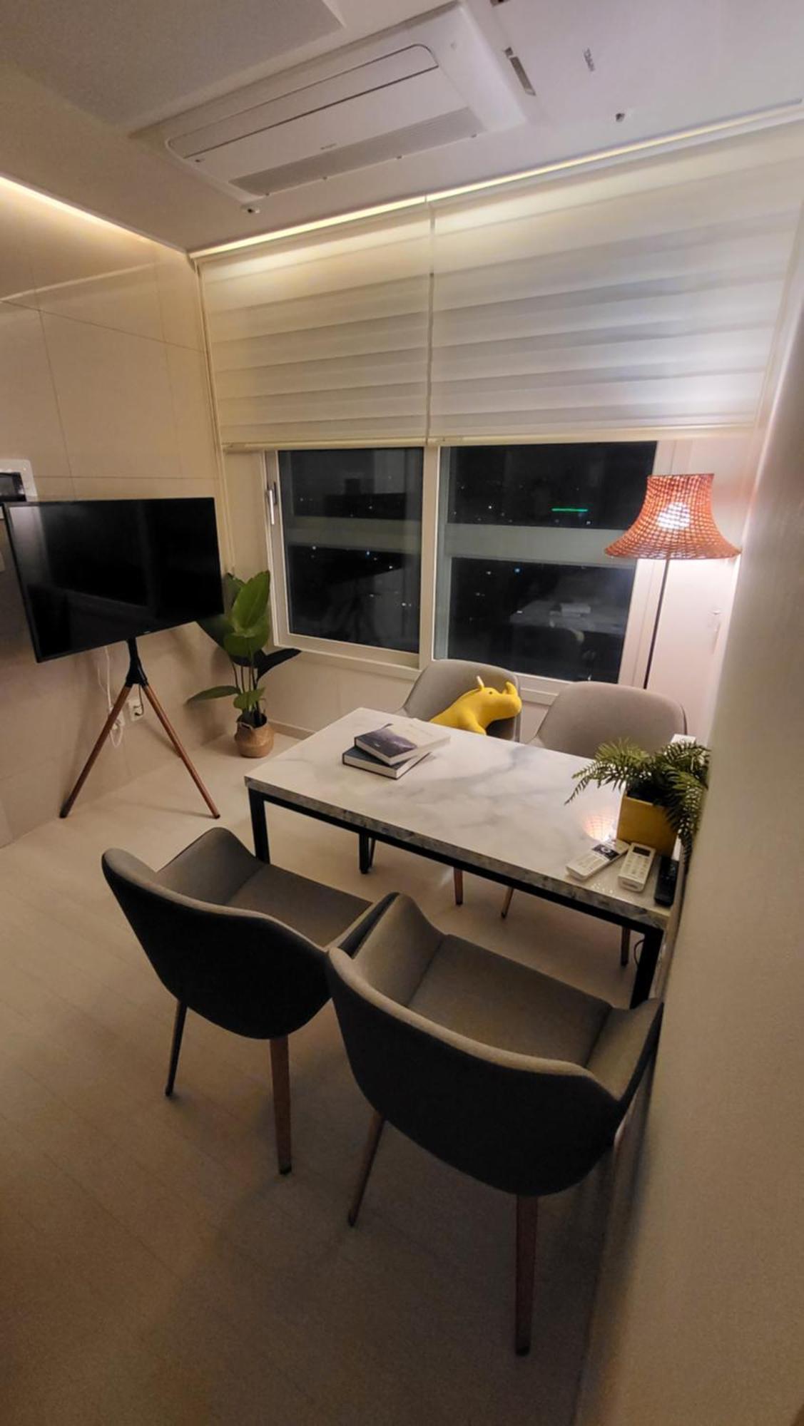 환상적인 뷰의 옐로우 하우스 Apartment โซล ภายนอก รูปภาพ